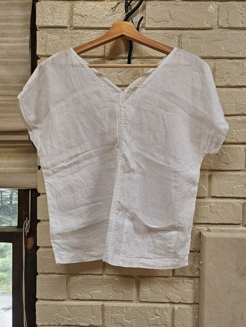 White V-Neck Women’s Linen Top - Garnet Hill